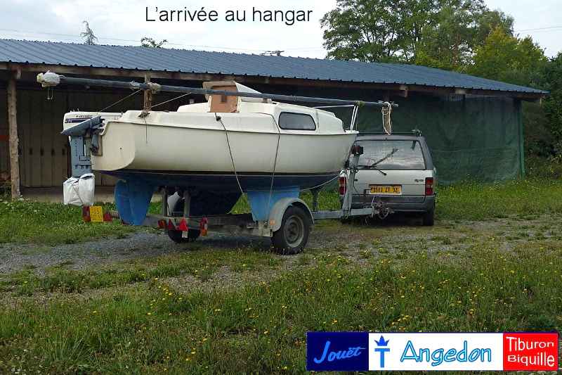 Bien arrivés au hangar