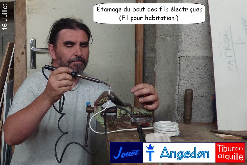 Je m'y recolle ...